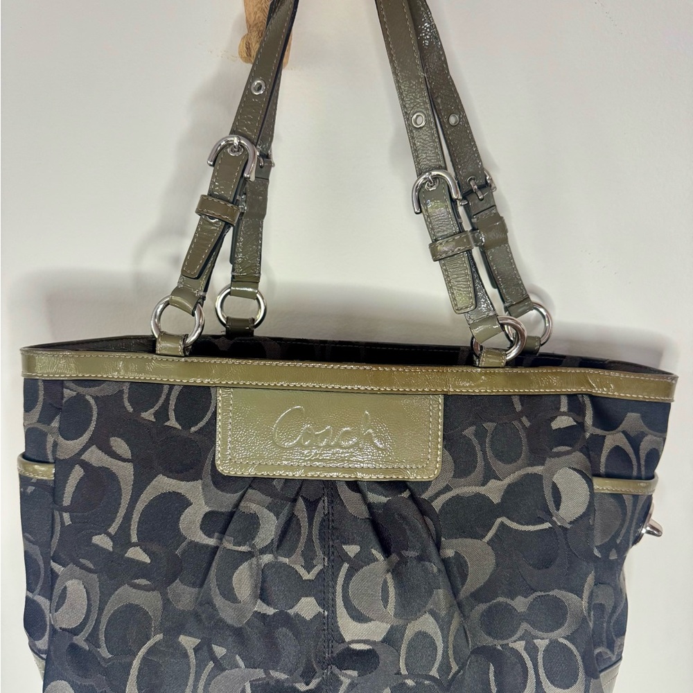 Coach F13762 Olive and Black Signature Optic Gallery Canvas Shoulder Bag Tote